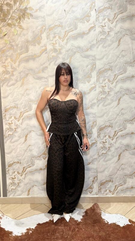Coordinato Sporty-Chic Bande Bianche